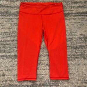 Fabletics cropped leggings